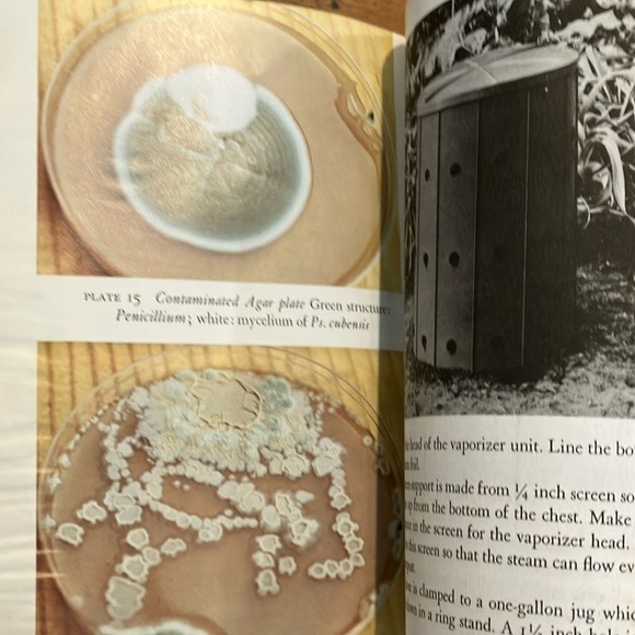 Growing Wild Mushrooms Book by Bob Harris - water damaged - Picture 9 of 16